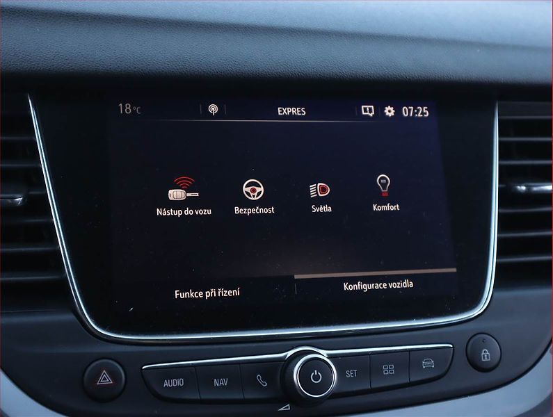 Opel Grandland X (2018) 1.2 Turbo, Serv.kniha, Kůže - fotka 20 z 21