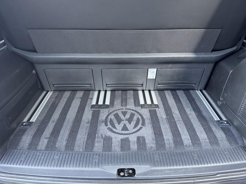Volkswagen Multivan (2017) T6 Long 2.0TDi 4M Highline RZV - fotka 25 z 50