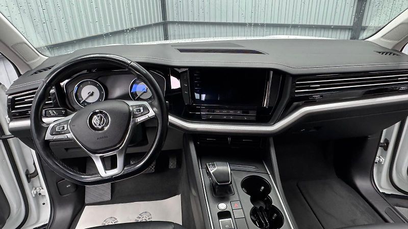 Volkswagen Touareg (2020) - fotka 13 z 27
