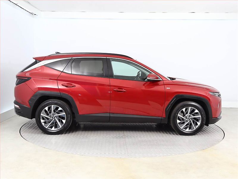 Hyundai Tucson (2021) Style 1.6 T-GDI 48V MHEV - fotka 6 z 18