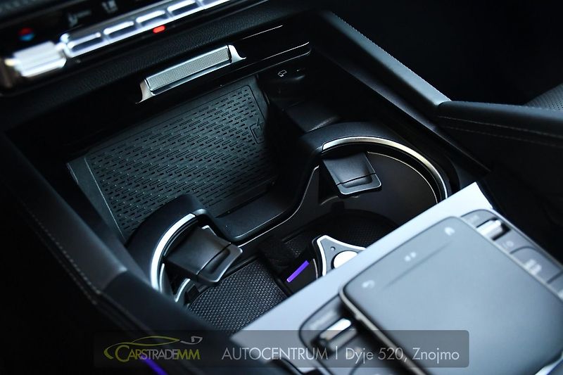 Mercedes-Benz GLS 580 V8 AMG 4M MASAŽ 7MÍST PANO - fotka 40 z 65