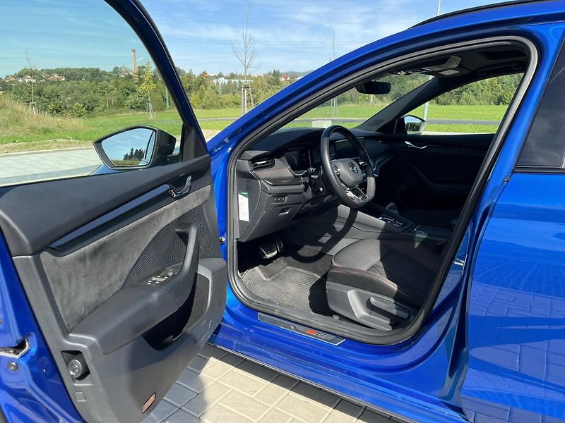 Škoda Octavia (2023) RS 147kW DSG - fotka 15 z 18