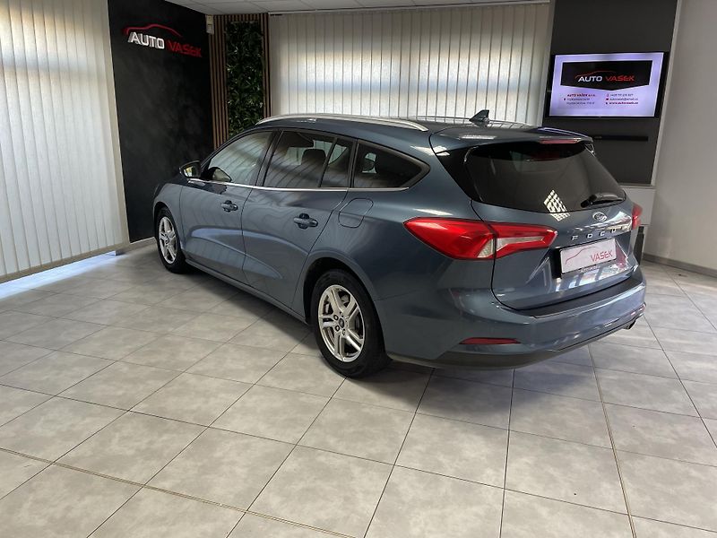 Ford Focus 1.5 TDCi NAVI DIGIAC  - fotka 9 z 24