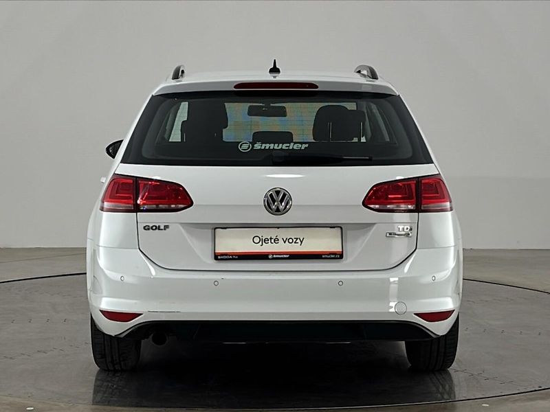 Volkswagen Golf Trendline - fotka 17 z 28