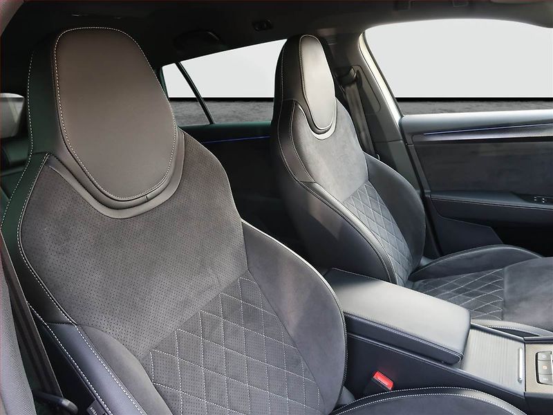 Škoda Superb (2020) Sportline iV 1.4 TSI PHEV - fotka 24 z 29