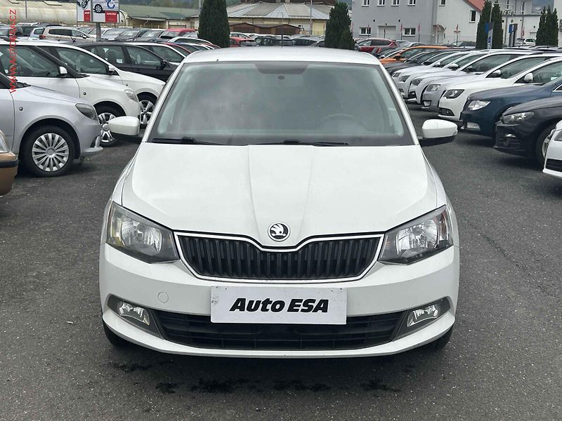 Škoda Fabia (2015) 1.4 TDi, ČR, AC, temp - fotka 2 z 15