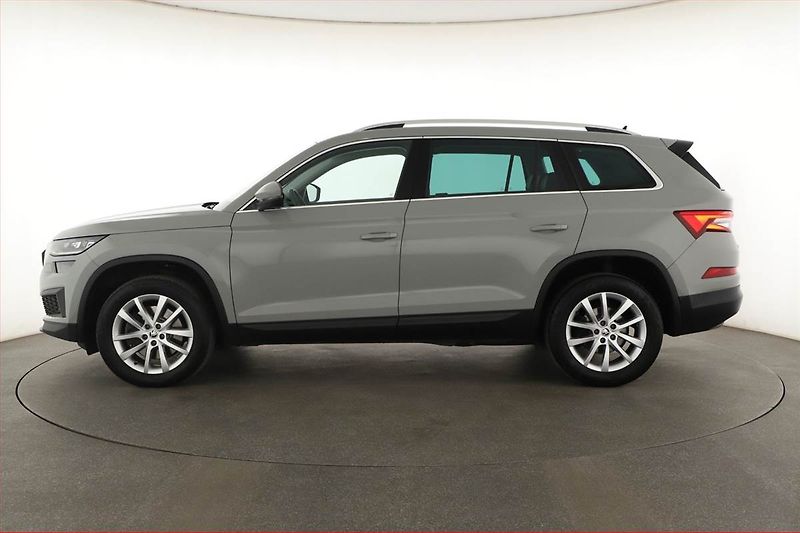 Škoda Kodiaq (2023) Style 2.0 TSI - fotka 3 z 20