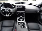 Jaguar XE D180 R - Dynamic SE - náhled 18