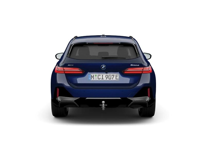 BMW Řada 5 550e xDrive M-Sport - fotka 5 z 7