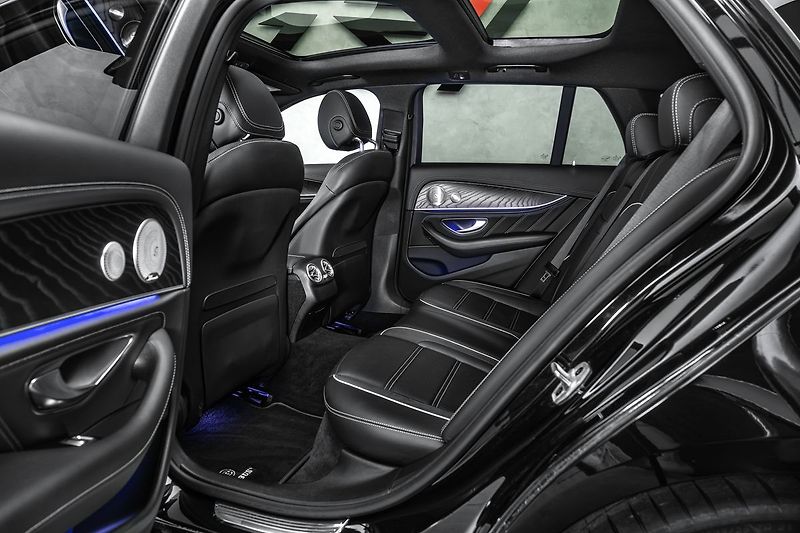 Mercedes-Benz Třídy E Brabus 700PS - fotka 16 z 28
