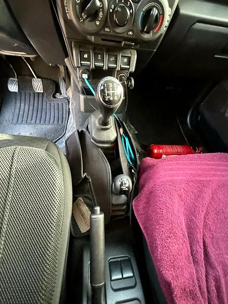Suzuki Jimny (2024) SUZUKI JIMNY GL MT - fotka 6 z 7