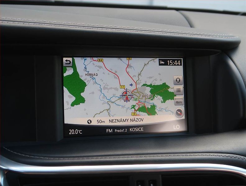 Infiniti Q30 (2019) 1.6t, Automat, Serv.kniha - fotka 21 z 22