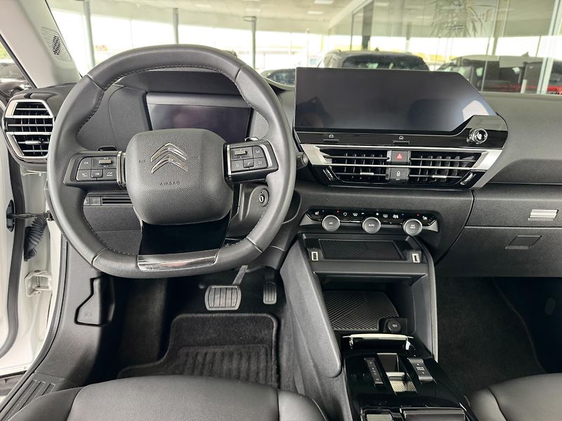 Citroën C4 1,2PT 130*AT8*Full LED*Kamera - fotka 9 z 36