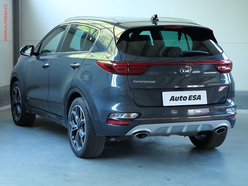 Kia Sportage (2018) 1.6 T-GDi AWD, GT Line, AT - fotka 6 z 25