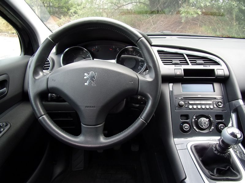 Peugeot 3008 (2009) 2.0HDi 110kW@MANUÁL@PĚKNÝ VŮZ@ - fotka 11 z 18