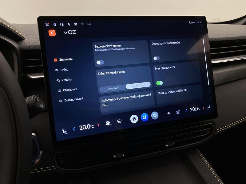 Lynk & Co 01 (2025) 01 CORE PHEV - fotka 60 z 90