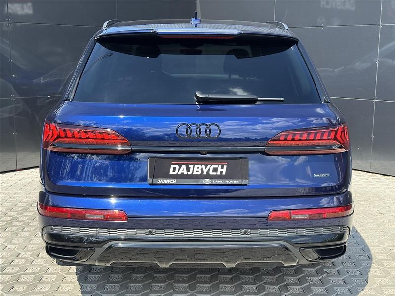 Audi Q7 3,0 50TDI S-LINE quattro ČR DP - fotka 8 z 38