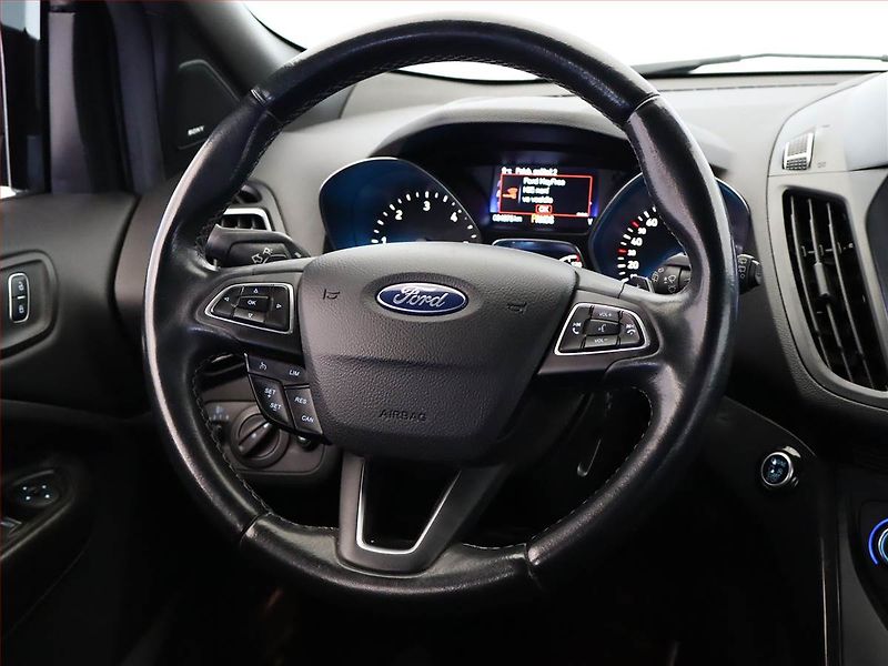 Ford Kuga (2017) 2.0 TDCi, Automat, Serv.kniha - fotka 14 z 17