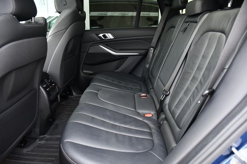 BMW X5 xDrive30d PANO TAŽNÉ 2XALU - fotka 19 z 42