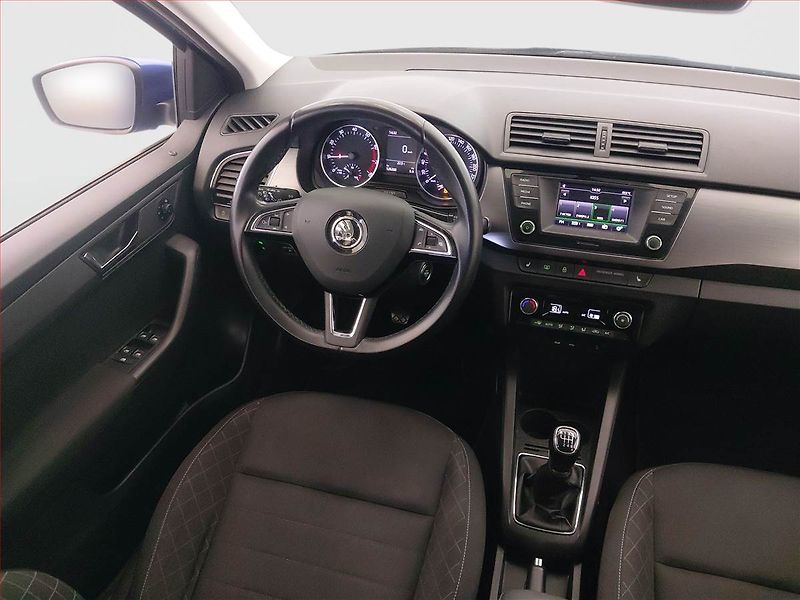 Škoda Fabia (2018) Style Plus 1.0 TSI - fotka 7 z 17
