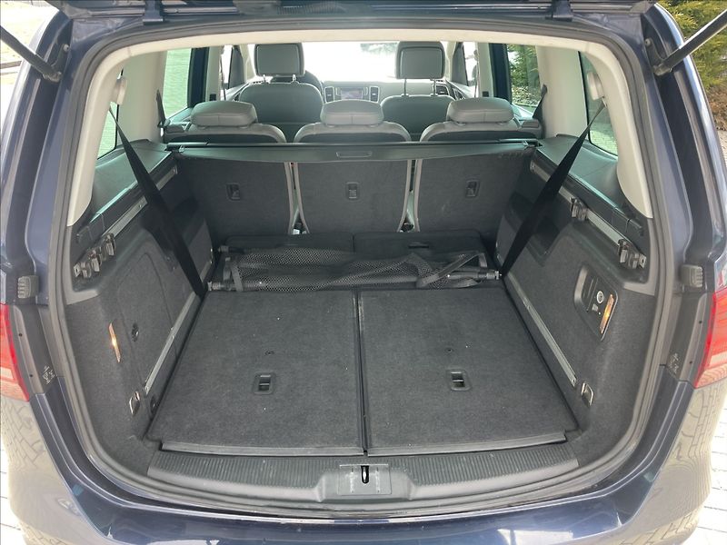 Volkswagen Sharan 2,0 TDi 135kw DSG 7míst Highli - fotka 10 z 46