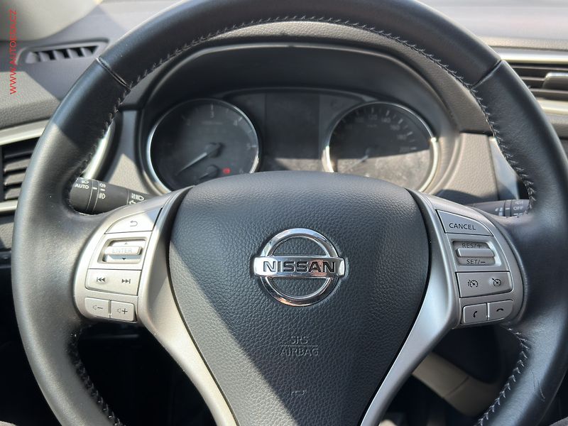 Nissan Qashqai (2015) 1.6dCi, ČR, STK11/27 - fotka 12 z 17