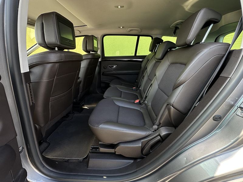 Renault Espace (2016) 1.6DCi/118Kw * 7.Míst *AUTOMAT - fotka 33 z 43