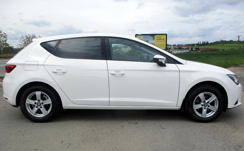 Seat Leon 1,2TSi 77kW STYLE FULL LED - fotka 6 z 48
