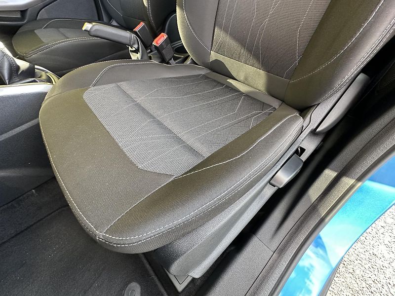 Ford EcoSport (2022) 1.0/74kW*1.Maj*Xenon * 23tkm ! - fotka 7 z 36