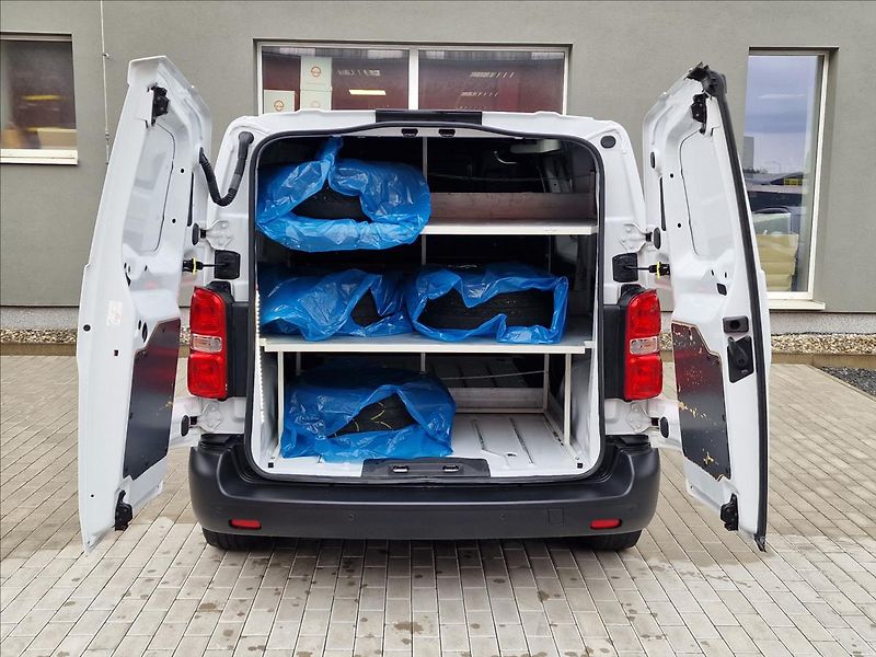 Opel Vivaro 1.5 CDTI 88kW,původ ČR,1.Maj. - fotka 37 z 50