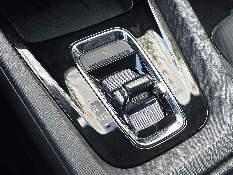 Škoda Octavia (2023) 2.0 TDI DSG Sportline - fotka 14 z 32