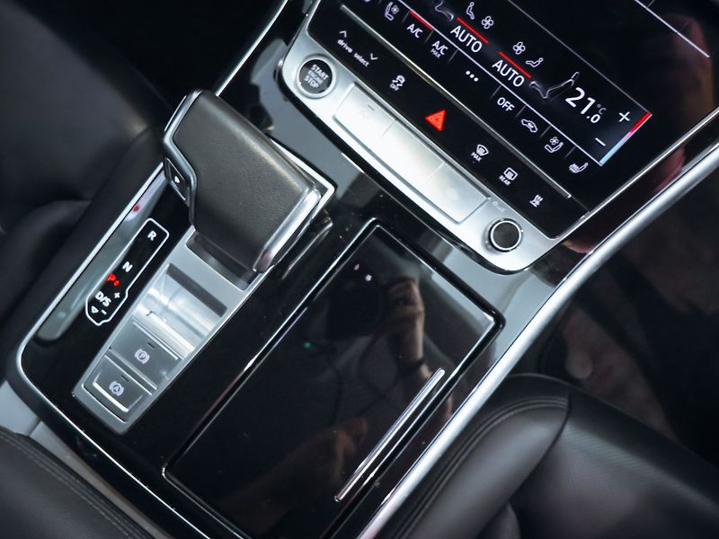 Audi Q7 3.0TDI Quattro 210kW - fotka 23 z 31