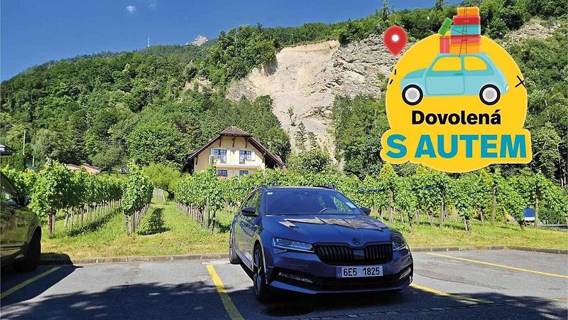 Cestou do Francie jsme se zastavili v hlavním městě Lichtenštejnska - Vaduz. Zde jsme pořídili snímek u místní vinice.