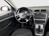 Škoda Octavia (2012) Elegance 1.6 TDI, Tempomat - náhled 7