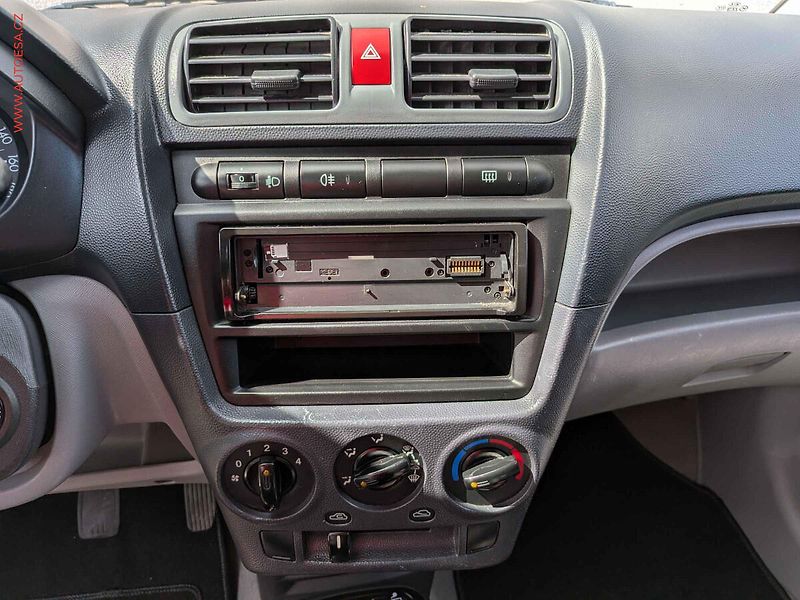 Kia Picanto (2006) 1.0i, ČR - fotka 11 z 11