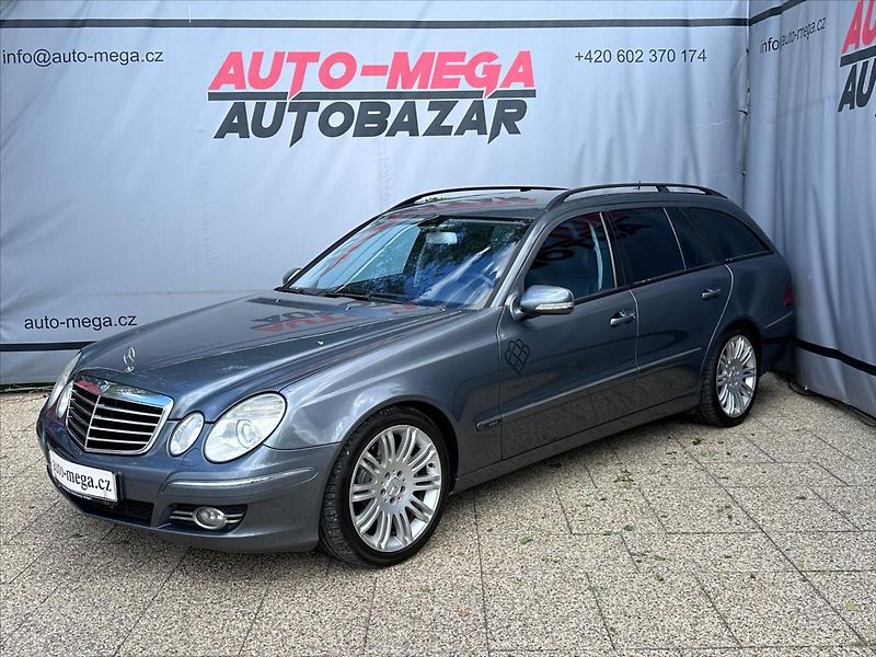 Mercedes-Benz Třídy E E 320 CDI Avantgarde - fotka 1 z 32
