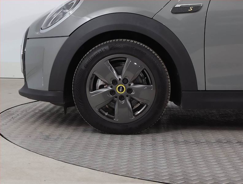 Mini Ostatní (2021) Cooper SE 32 kWh, SoH 98% - fotka 15 z 20
