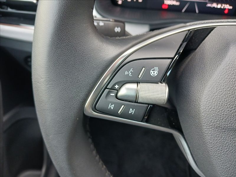 Škoda Scala 1,0 TSI 85Kw TOP SELECTION - fotka 21 z 29