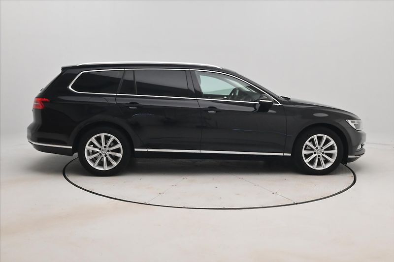 Volkswagen Passat 2,0 TDI 110 kW Highline Záruka - fotka 4 z 30