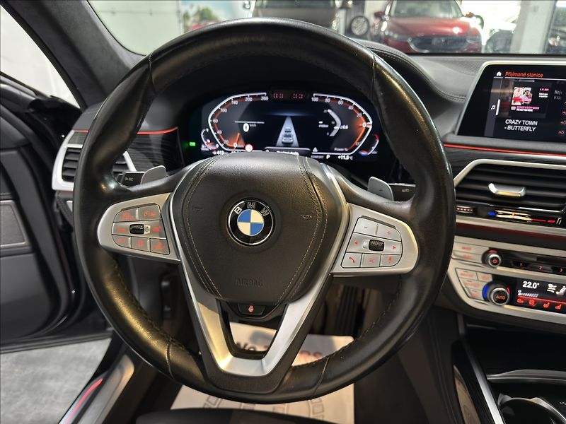 BMW Řada 7 3,0   730D XD LASER MASÁŽE - fotka 11 z 45