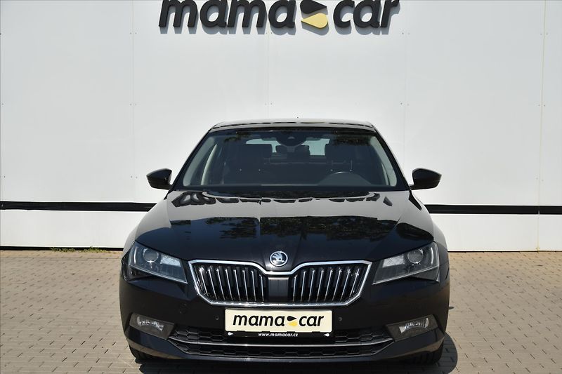 Škoda Superb 2.0TDI STYLE TAŽNÉ 1.MAJ. ČR - fotka 2 z 27