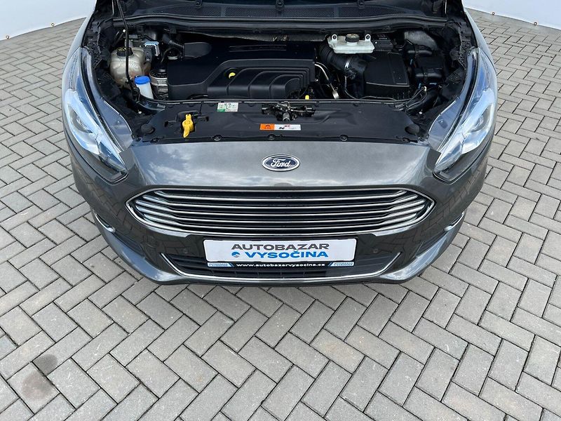 Ford S-MAX (2016) 2.0 TDCi 132kW Titanium manuál - fotka 11 z 34
