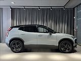 Volvo EX30 (2026) 0,0 P8 AWD  Ultra Cross Countr - náhled 2