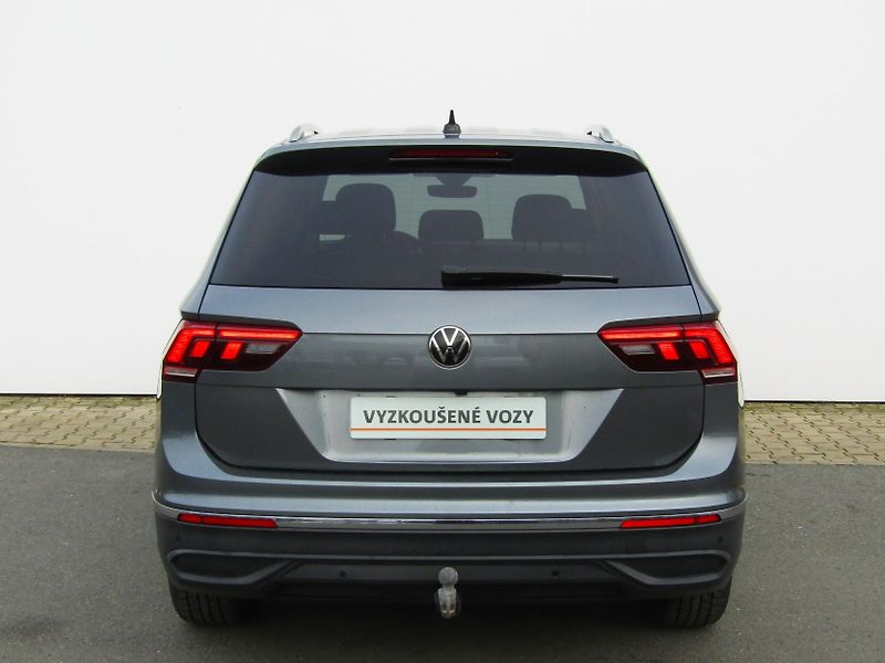 Volkswagen Tiguan (2022) Life 1,5 TSI DSG 110KW - fotka 11 z 30