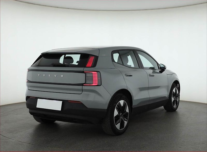 Volvo EX30 (2024) 51kWh Single Motor, SoH 97% - fotka 5 z 18