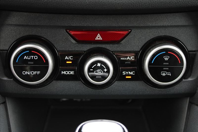 Subaru XV 1,6 i  1.MAJ, EXECUTIVE - fotka 25 z 37