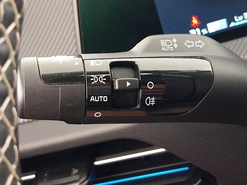 Kia EV6 (2023) AWD 77.4 kWh, SoH 94% - fotka 25 z 26