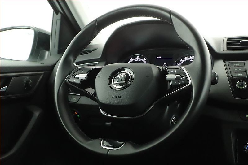 Škoda Fabia (2020) Style Plus 1.0 TSI, Serv.kniha - fotka 16 z 17