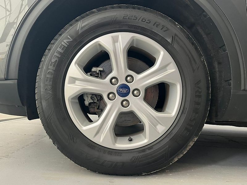 Ford Kuga 2.5 Duratec FHEV  COOL&CONNECT - fotka 48 z 65