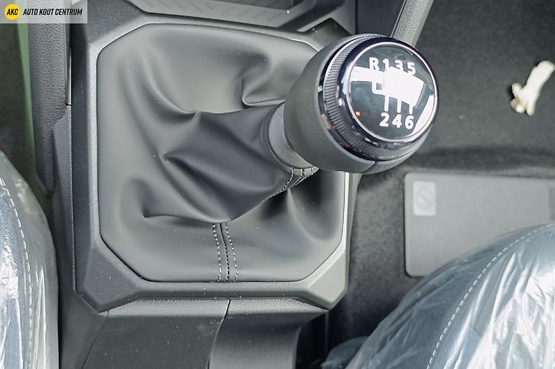 Dacia Duster (2026) Expression Mild Hybrid  TCe 13 - fotka 10 z 10